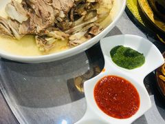 蒙古手把肉-老阿妈蒙古村·蒙古包·草原文化·歌舞表演(老君堂店)