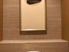 -苏州汇融广场假日酒店