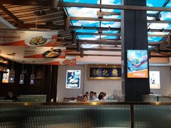 -阿瓦山寨·湘菜现炒·剁椒鱼头王(咸阳总店)