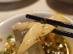 -九尺赵老四鲜鹅肠火锅