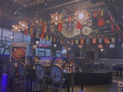 -西街夜油条·麻团包乌饭