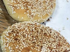 -红栌温泉山庄生态美食餐厅