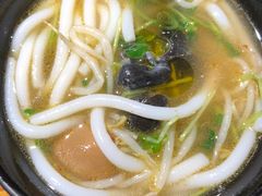 -丽虹云南过桥米线(兴工街店)