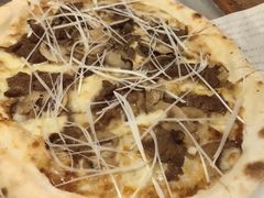 烤牛肉披萨-I HOLIC艾豪丽披萨(KKone店)