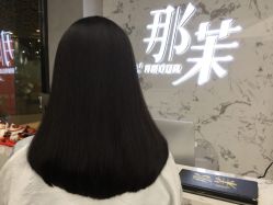 -变画·发型STUDIO