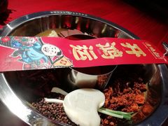 -谭鸭血老火锅(万象九宜城店)