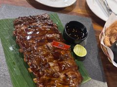 BBQ猪肋排-Naughty Nuri’s Phuket