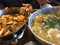 -自贡盐帮菜·玩辣餐厅(樱花园西街店)