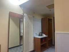 -明华泰康酒店(北京万丰路七里庄地铁站店)