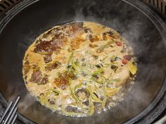 -锅老头海鲜铁锅炖
