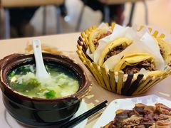 -闫家驴肉老店(华电一校店)
