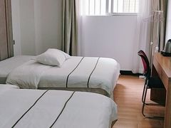 -鑫雅居公寓(广州南站地铁站店)