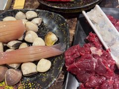 -牛里牛气· 榴莲海鲜鲜牛肉自助火锅·烤肉(横岗店)