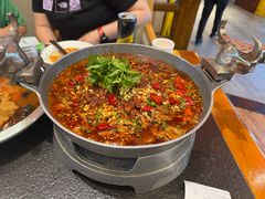 -万重锦·人文川菜馆(骡马市店)