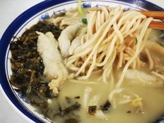 -明呈黄鱼面馆(斜土路店)