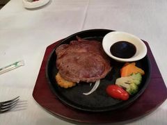 -马克西姆俄罗斯餐厅(通亚街店)