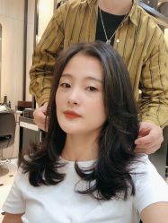 -HAIR CORNER