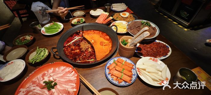 萍姐火锅·公路夜市(武汉首店)图片