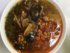 辣肉素交面-小桃园餐厅