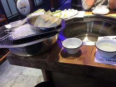 -山河屯铁锅炖(哈西站店)