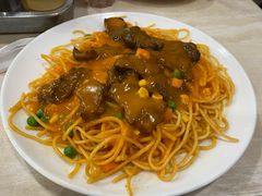 牛扒烩意粉-喜莲咖啡