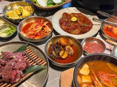 -草家酱蟹炭火烤肉店(珲春南路一店)