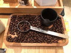 -星巴克臻选(北京银泰店)