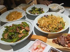 -关东小磨东北菜(漕河泾印象城店)