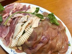 -华哥新鲜猪精品美食