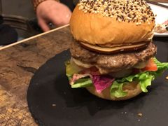 -HIGH FIVE哈福手工汉堡(桂林路店)