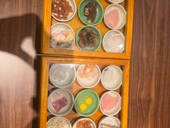 -良米山·云南野生菌过桥米线(上海首店)