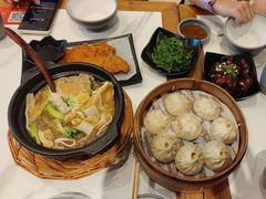 -馋三尺蟹粉小笼(人民广场店)