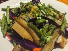 -柴窝堡22号辣子鸡·传承新疆菜