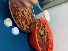 -玲玲米粉·新疆现炒米粉(大十字总店)