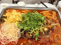 -在巷子里的烤肉店·螺蛳粉烤鱼·牛蛙(和美城店)