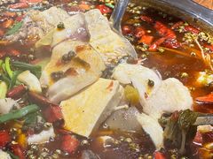 -乡土特色.冷锅鱼.牦牛肉汤锅