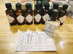 -墨more调香馆DIY自调香水(博雅国际中心B座店)