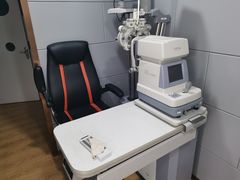 -翰佐蔡司小乐圆·依视路星趣控·暴龙眼镜折扣店