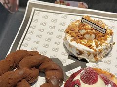 -B&C黄油与面包·THE GARDEN BAKERY概念店(世纪汇店)