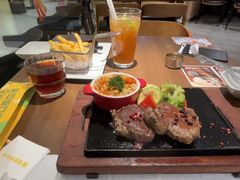 -豪客来牛排(空港华联店)