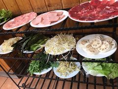 -东巴谷野生菌火锅餐厅