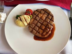 炭火直扒澳洲西冷-Kathleen's Waitan 凯圣琳江景西餐厅(外滩店)