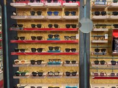 -MUJOSH木九十眼镜(月星环球港B1店)