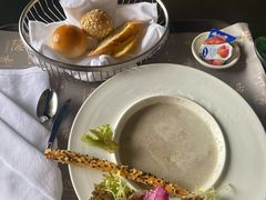 -深圳隐秀山居酒店