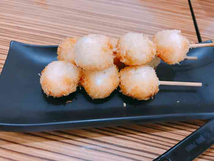 柚子茶太甜了,不好喝,不太推荐～ 桑巴虾球还可以,就是淀粉有点多