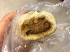 老面土猪肉包子-凤起龙游老面包子(凯德晶品店)