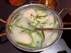 -何师烧烤Pro ·江湖川菜·小龙虾·精酿啤酒(太古里旗舰店)
