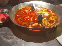 -湊湊火锅·茶憩(杭州湖滨银泰in77店)