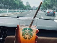 -星巴克(潍坊泰华广场店)