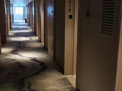 -深圳龙华大浪商业中心亚朵X酒店